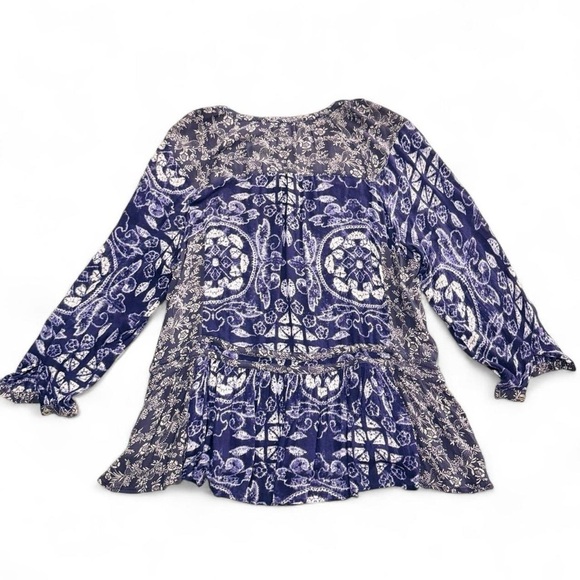 Free People Women's Blue Patterned Boho Dropwaist Tunic Blouse Top Size Medium - Picture 3 of 3